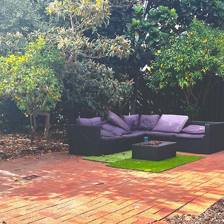 Affordable Beautiful Queen Bedroom Near City Swan River Fremantle University Perth Exterior photo